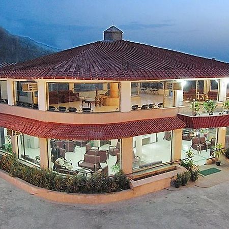 Ganga Beach Resort Risikés Kültér fotó