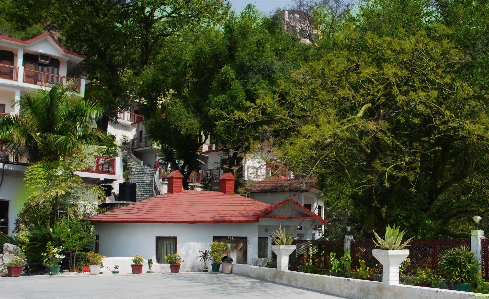 Ganga Beach Resort Risikés Kültér fotó