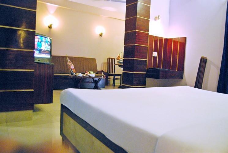 Ganga Beach Resort Risikés Kültér fotó